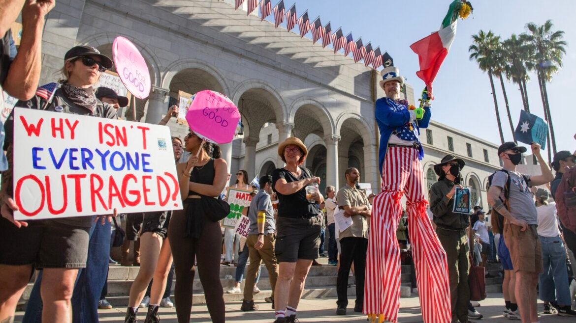 Autocracy concerns in the U.S. continue to grow : NPR