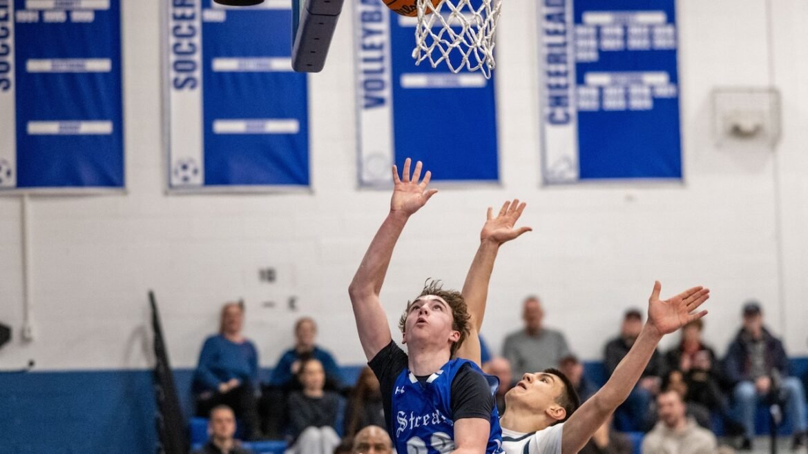 Dufner’s career high propels Warren Hills boys basketball past Del Val, closer to division title