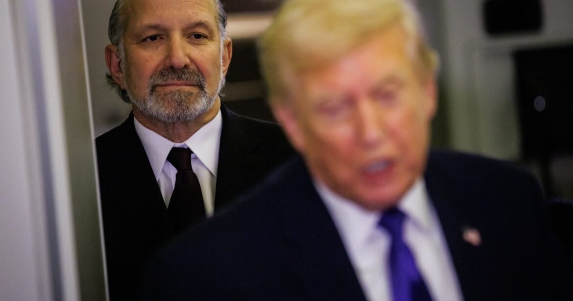 Epstein Island Visitor Howard Lutnick Still Has His Job In Trump's Cabinet