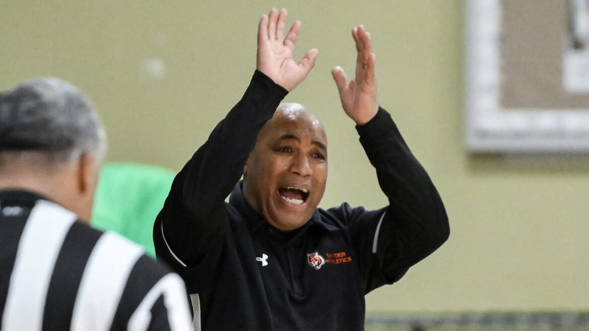 Girls basketball team no-shows for home game, leaving opponents, fans wondering why