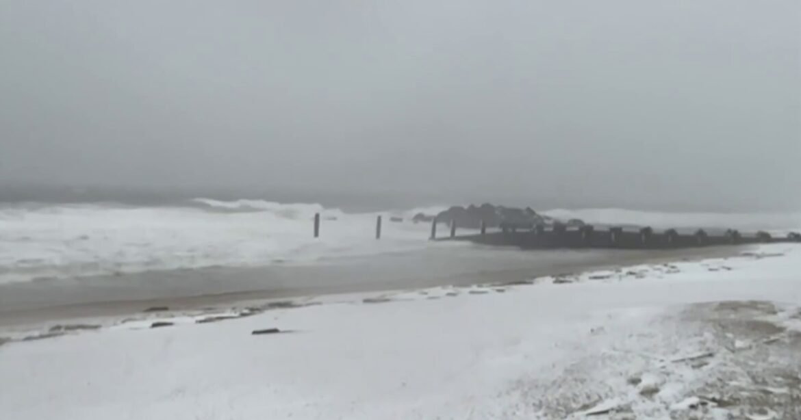 Historic blizzard to bring heavy snow, dangerous conditions across the Northeast