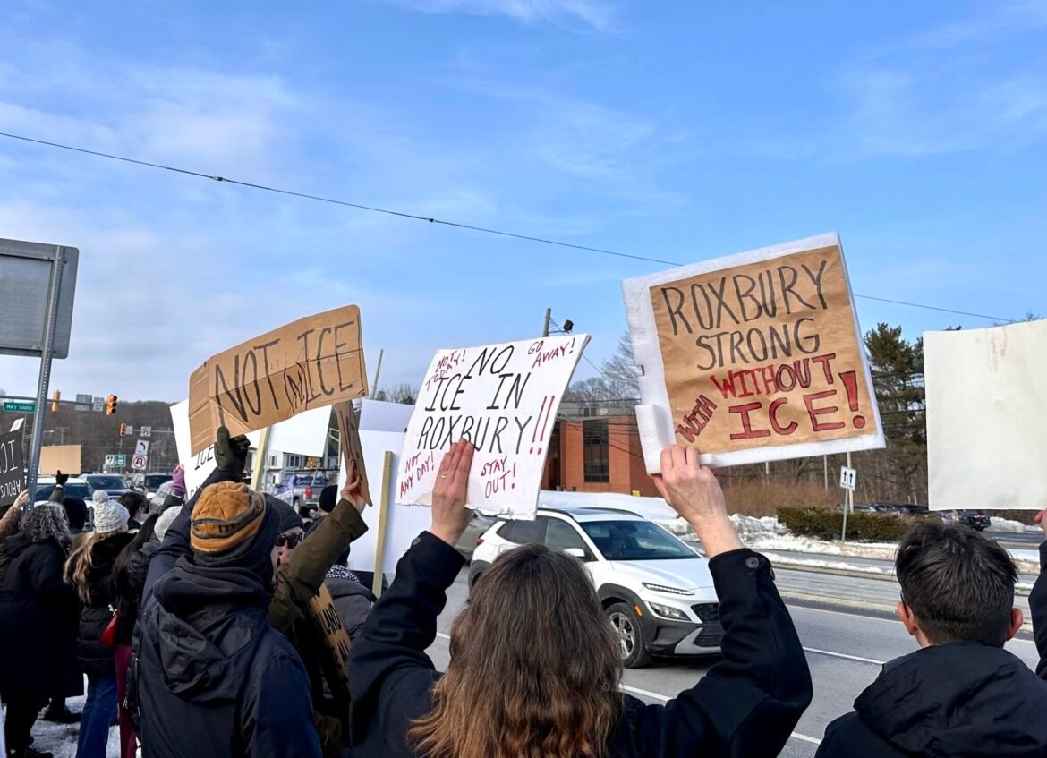 ICE buys warehouse for migrant detention, Roxbury officials say • New Jersey Monitor