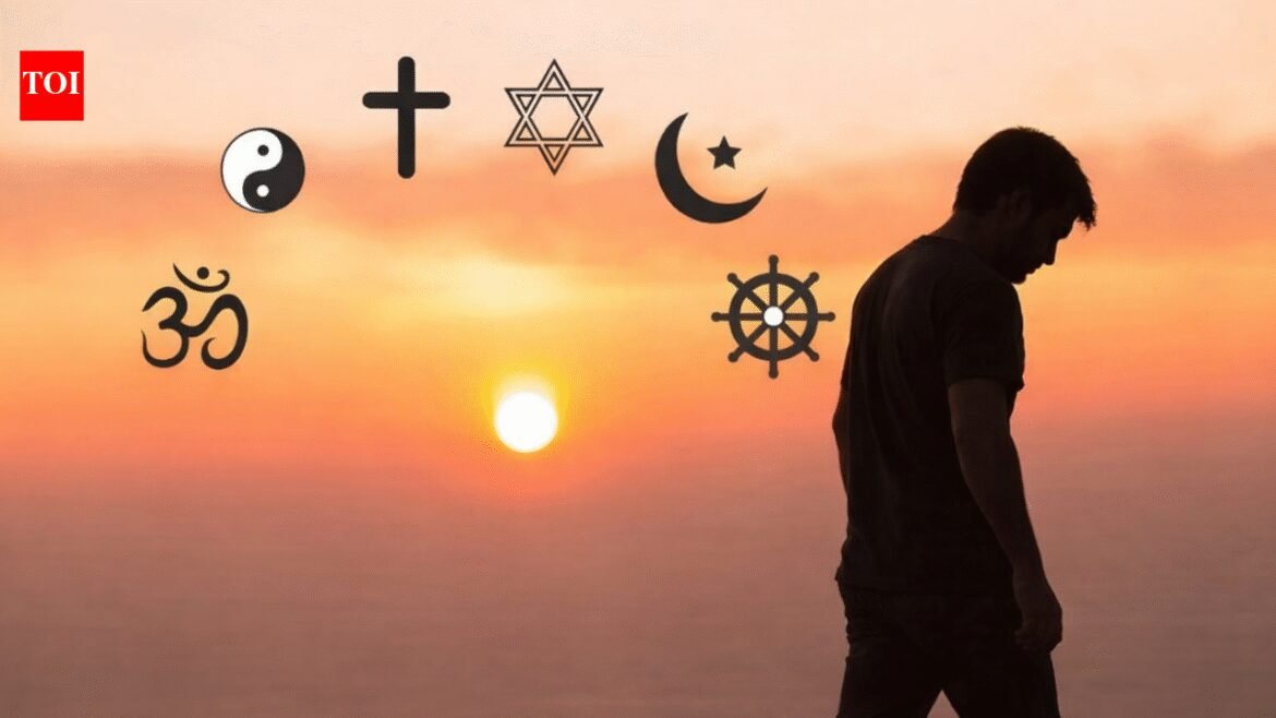 Is religion declining? 1 in 4 worldwide now non-religious, becomes third-largest group as Christianity falls |