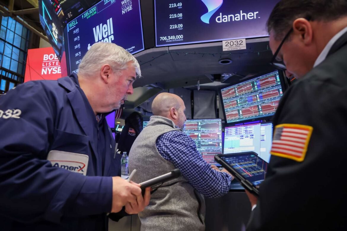 Major Indexes Bounce Back After Sell-Off; Dow Soars 750 Points to All-Time High; Bitcoin Sinks Near $60,000 Before Rebounding