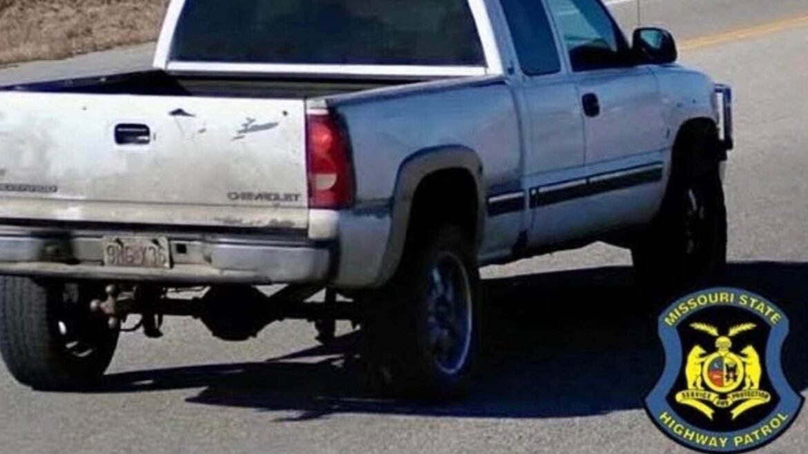 Missouri deputy shooting suspect taken into custody after manhunt, officials say