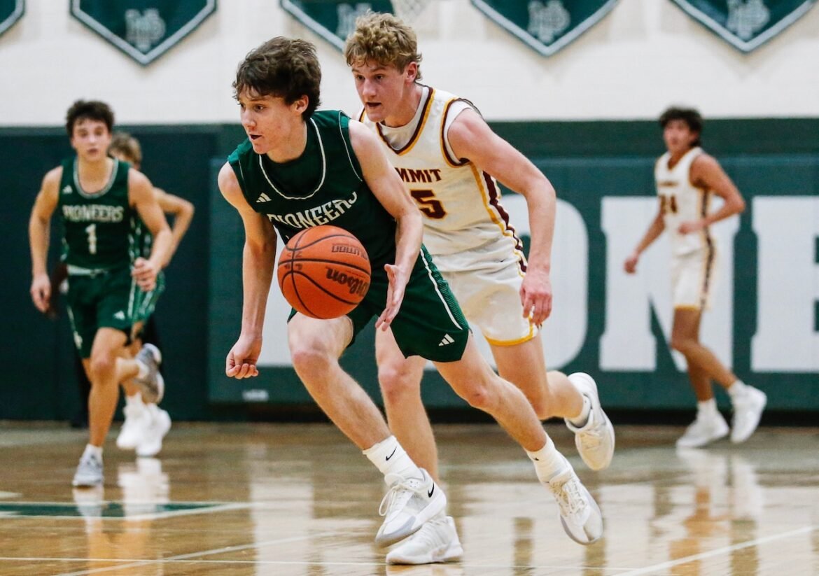 New Providence orchestrates 4th-quarter rally & coach adds name to elite state list