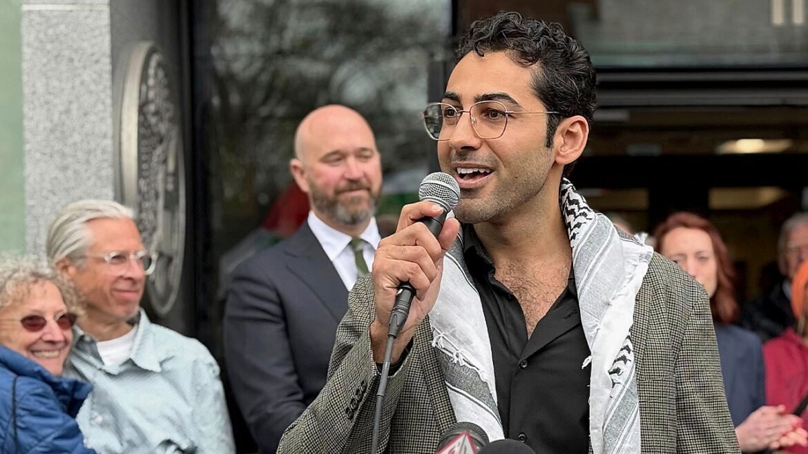 Palestinian activist Mohsen Mahdawi wins deportation case in immigration court