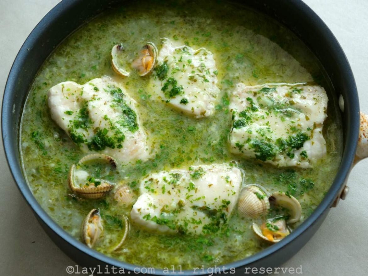 Pescado en Salsa Verde (Fish in Green Sauce) – Laylita's Recipes