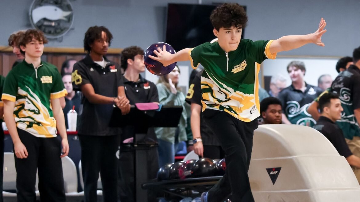Previewing the 2025-26 boys & girls bowling sectional semifinals