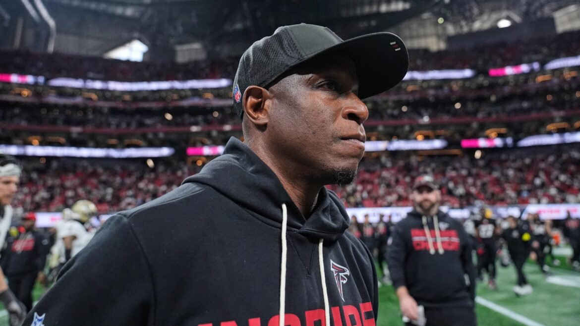 Raheem Morris, 49ers Reportedly Agree to DC Contract After Robert Saleh Hired by Titans