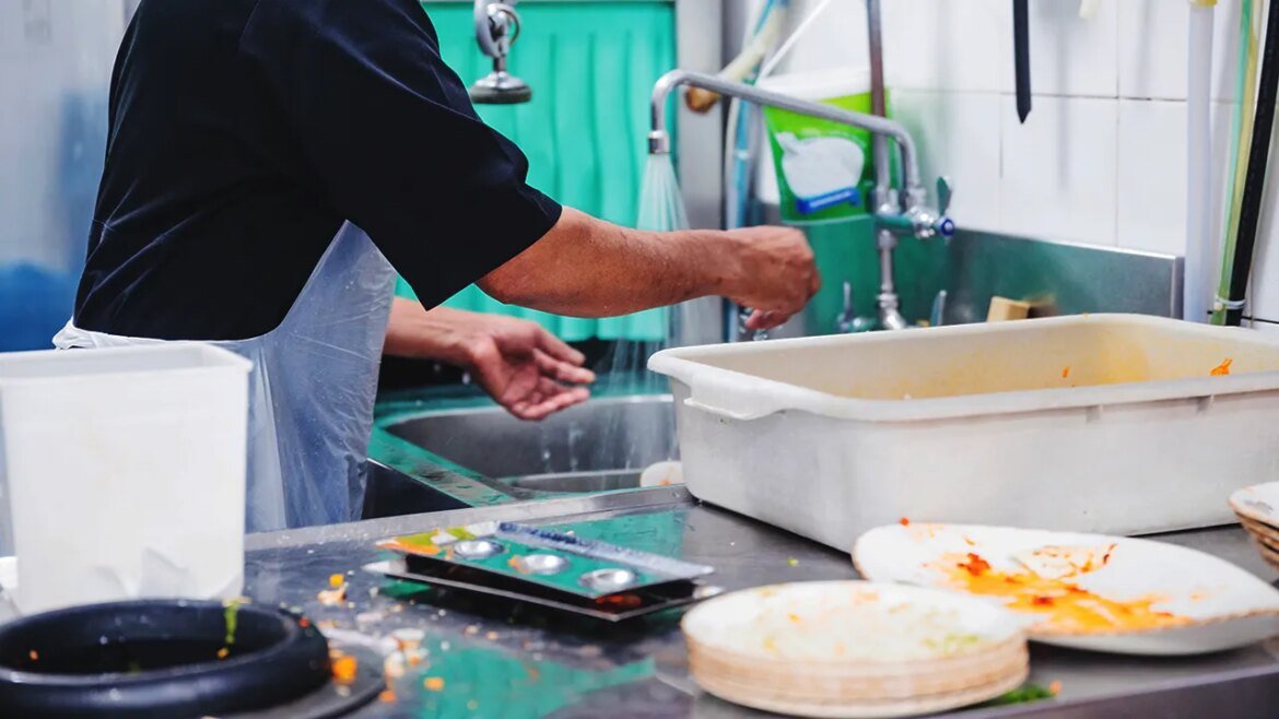 Restaurant cleanliness complaints by state ranking reveals worst offenders