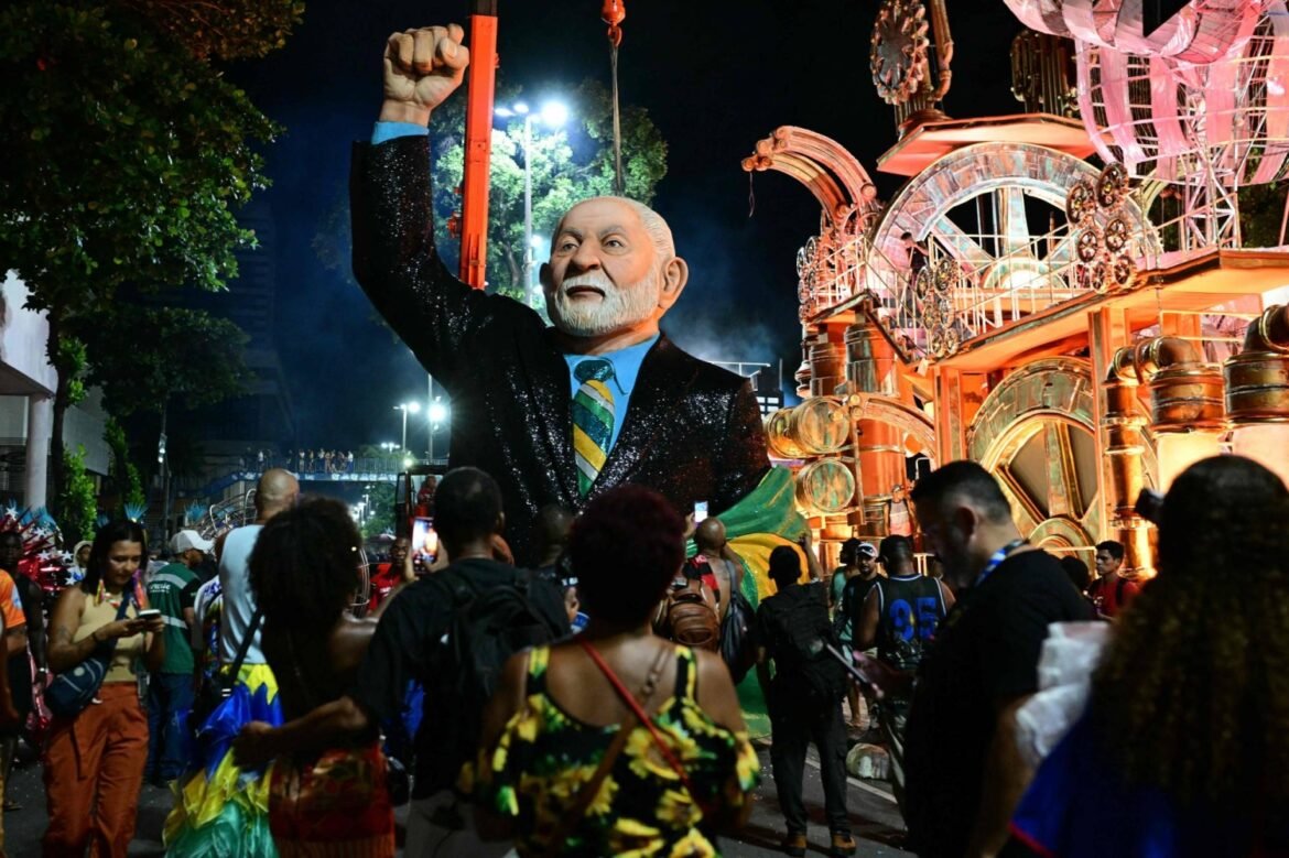 Rio Carnival parades kick off with divisive ode to Lula in election year