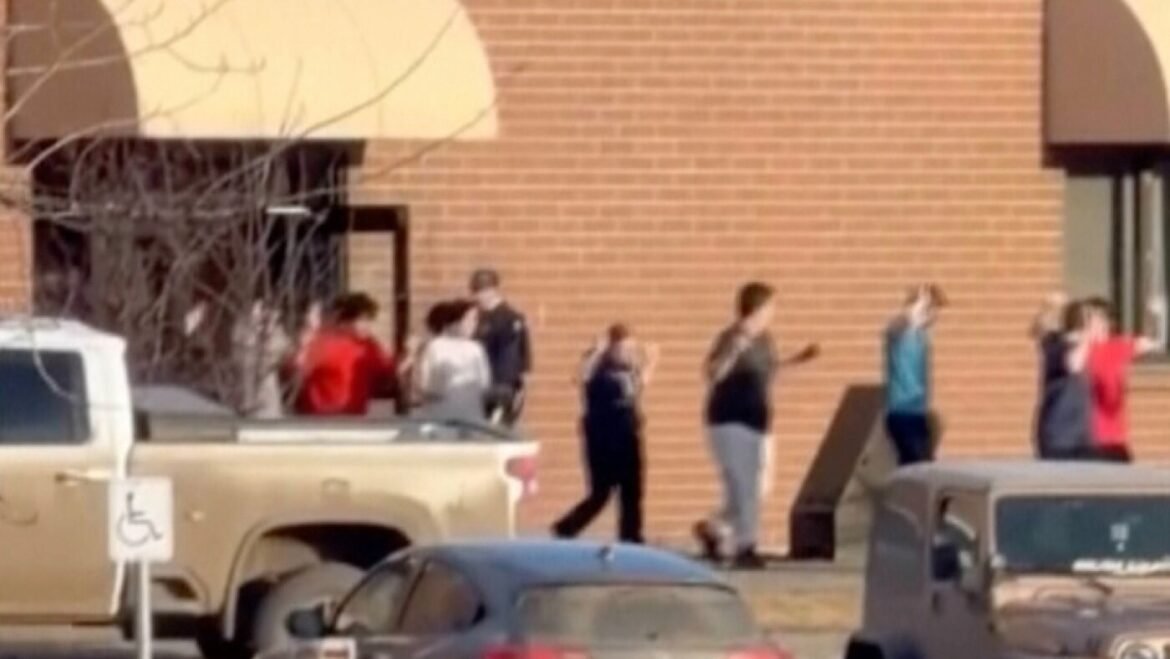 Shootings at school and home in Canada leave 10...