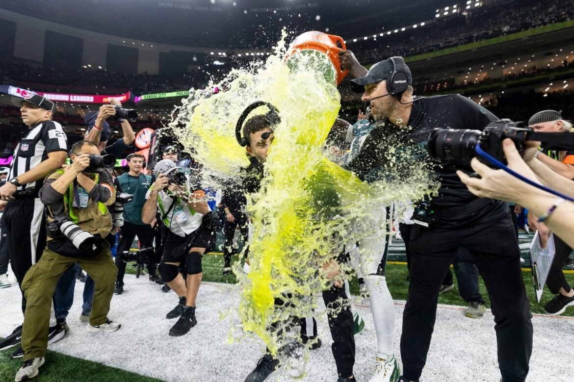 Super Bowl 60 Gatorade Color Odds, Picks, History Of Super Bowl Gatorade Bath