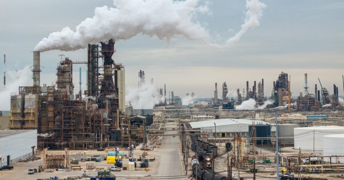 Supreme Court Agrees to Hear Fossil Fuel Firms’ Bid for Climate Immunity – Mother Jones