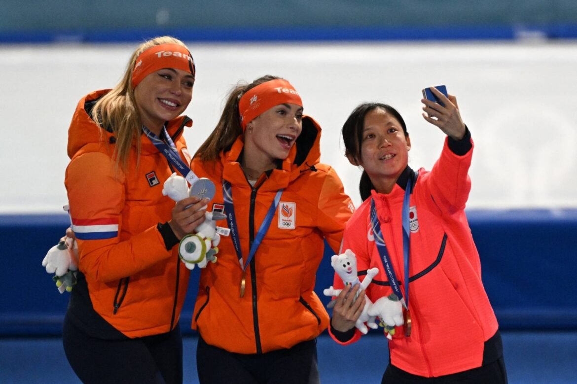 Takagi grabs ninth career Olympic medal as Kok wins women's 500