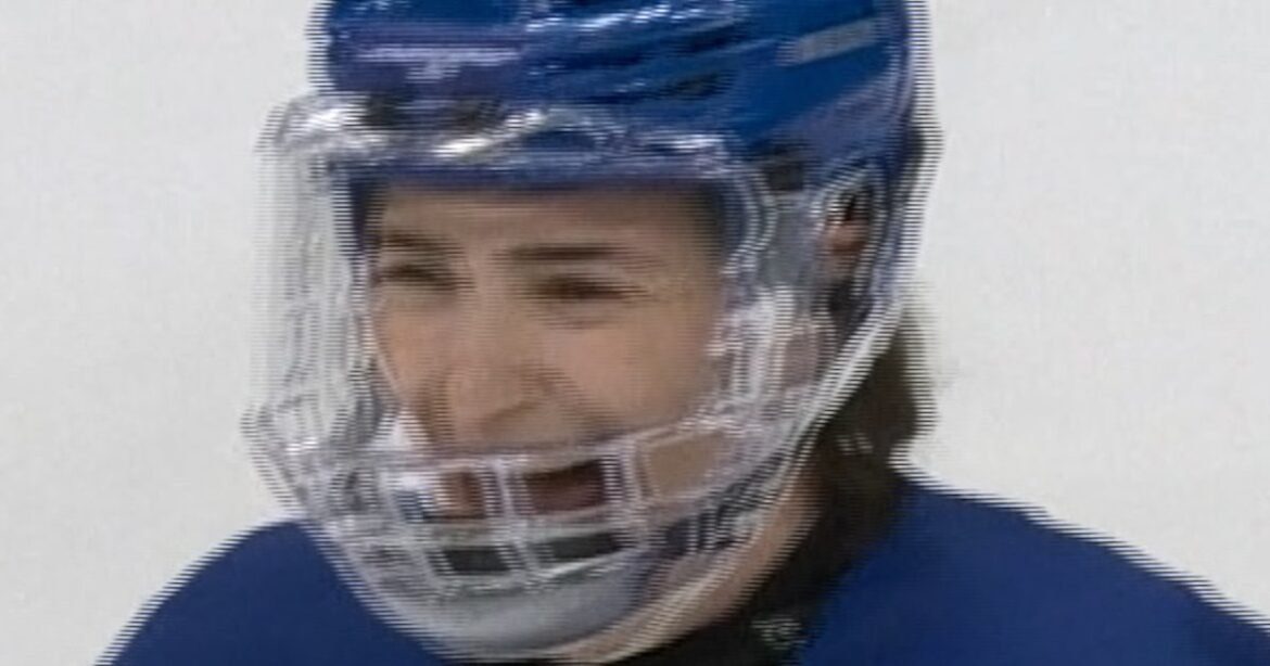 Team USA women's hockey defeats Italy, goes to semifinal