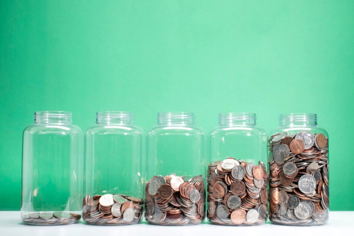 The Cost of Leaving Your Money in a Low-Rate Savings Account