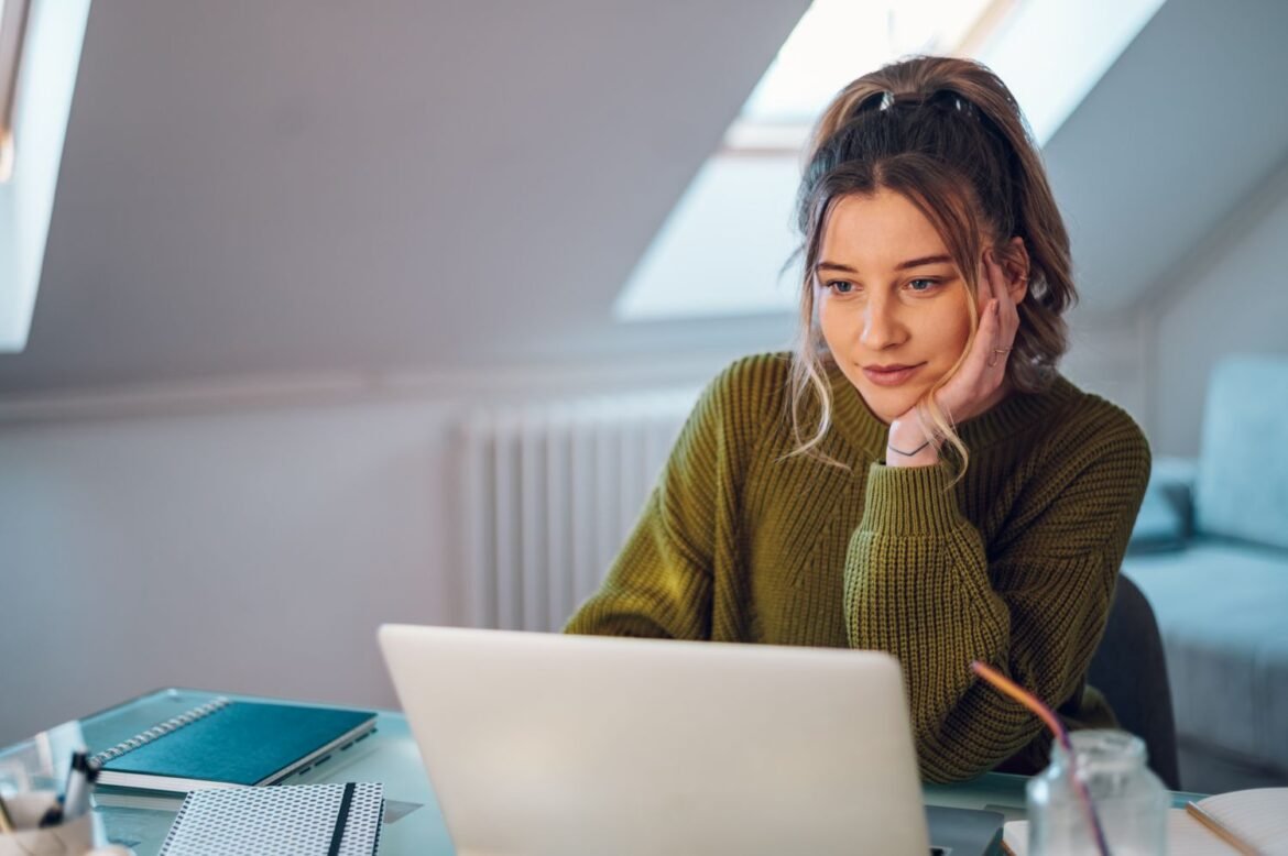 The Fed Cut Rates 3 Times—So Why Are Some Savings Accounts Still Paying 5%?