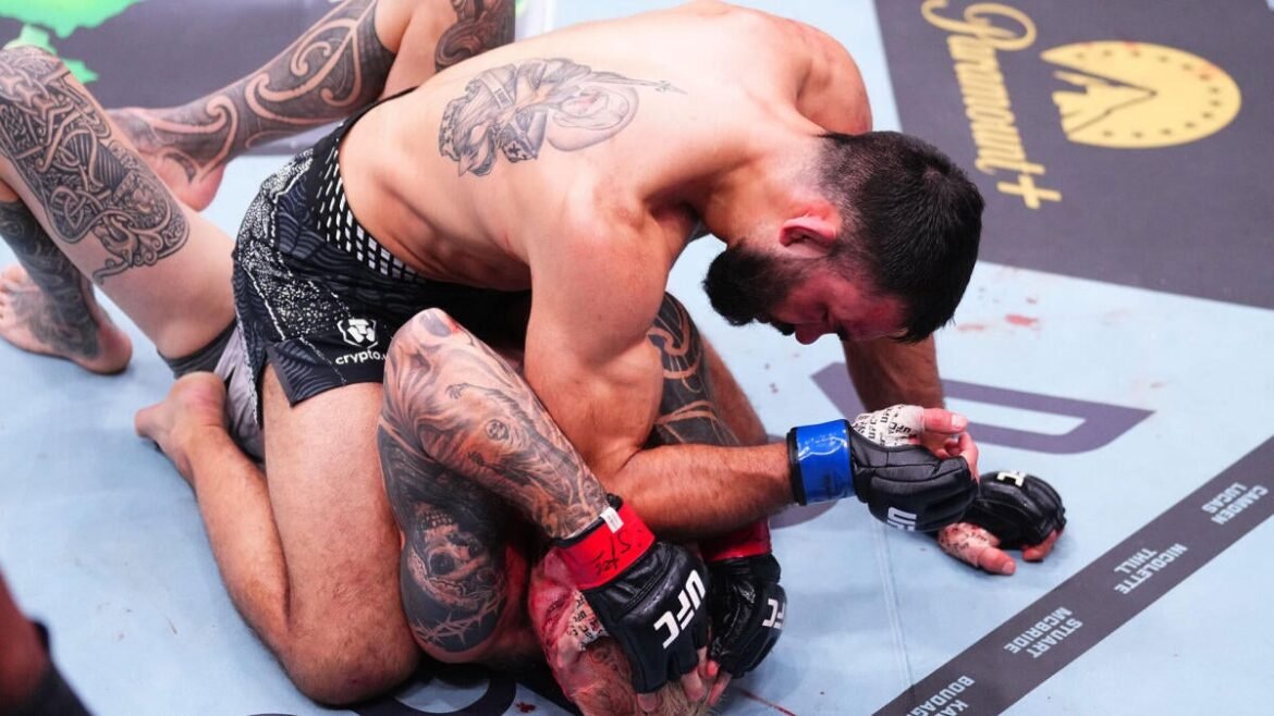 UFC 325 results: Benoit Saint Denis scores brutal knockout of Dan Hooker