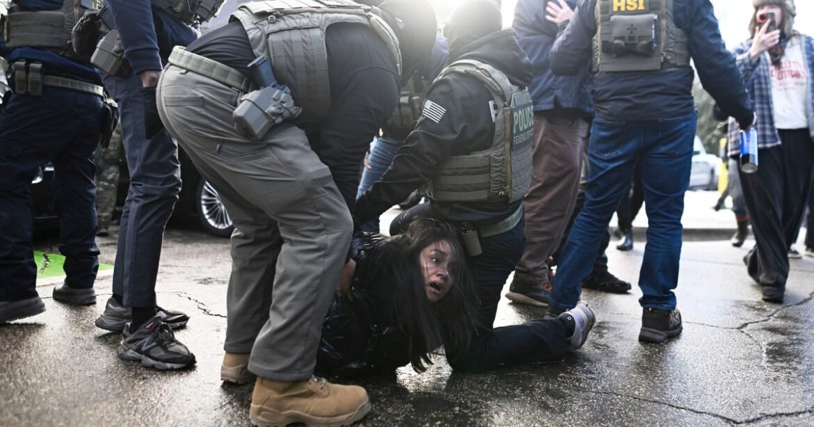 What Democrats Need to Know to Truly Reform ICE – Mother Jones