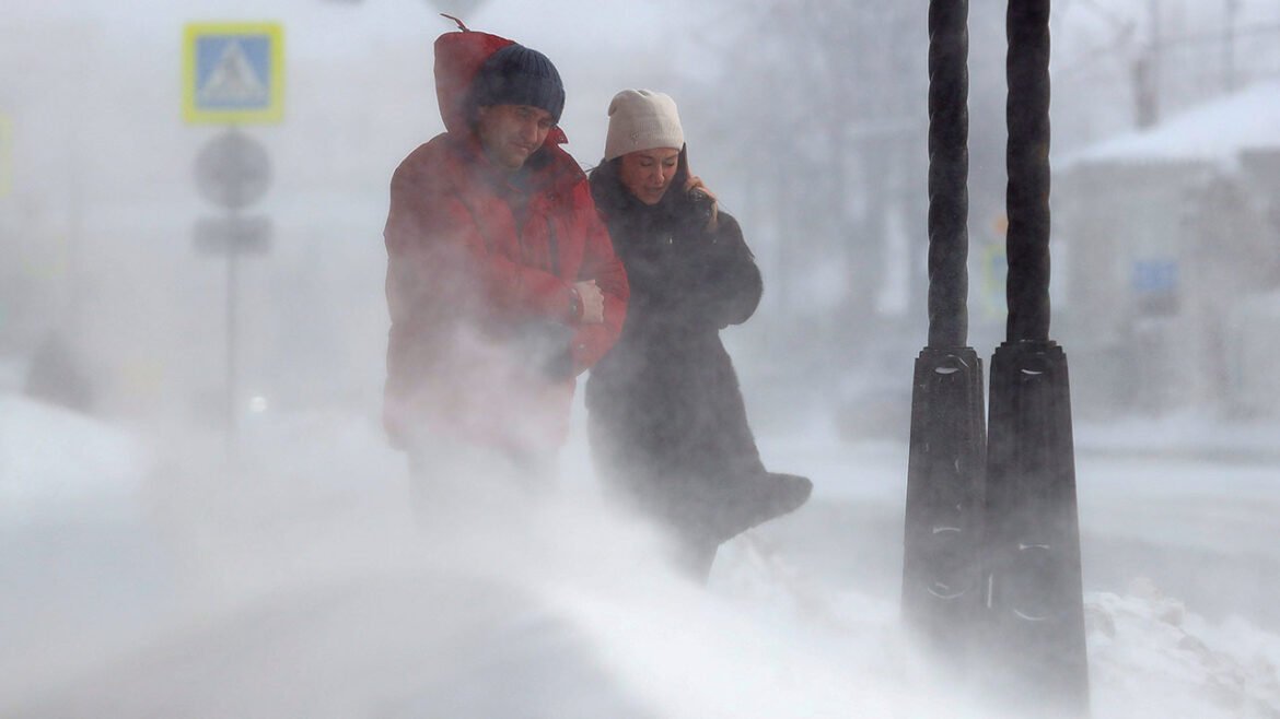 Back-to-back winter storms to unleash feet of snow...