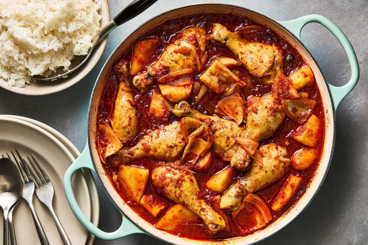 Braised kimchi chicken with sweet potatoes
