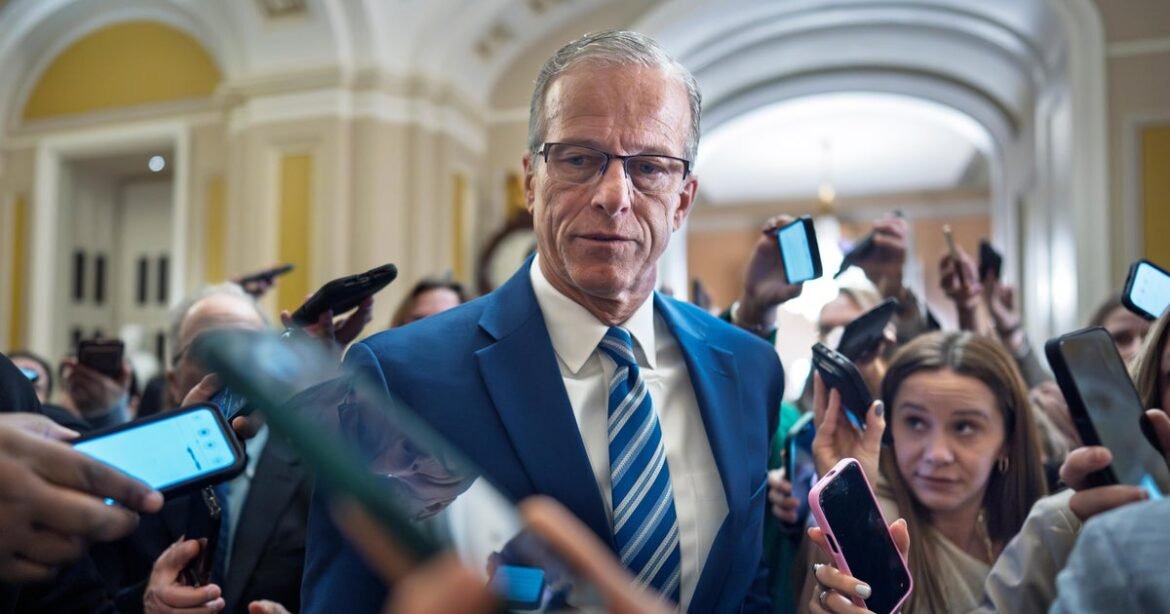 DHS shutdown live updates as Senate GOP sends "last and final" offer to Democrats