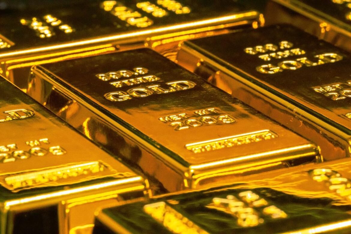Erste Group Warns Gold Sell-Off Could Rattle Agnico Eagle Mines Limited (AEM) Margins