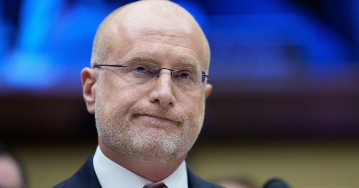 FCC Chair Threatens to Revoke Broadcast Licenses Over Iran War Coverage – Mother Jones