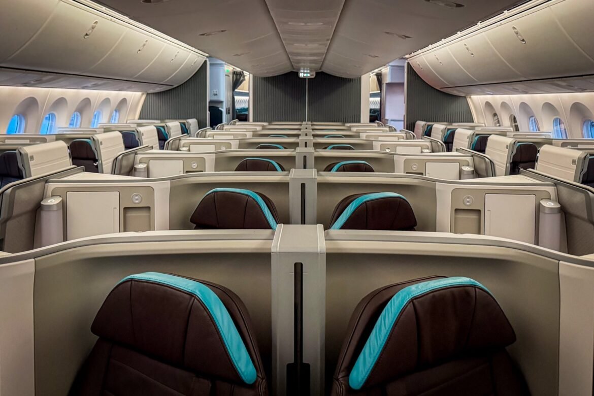 Hawaiian Airlines Boeing 787-9 Dreamliner business class review