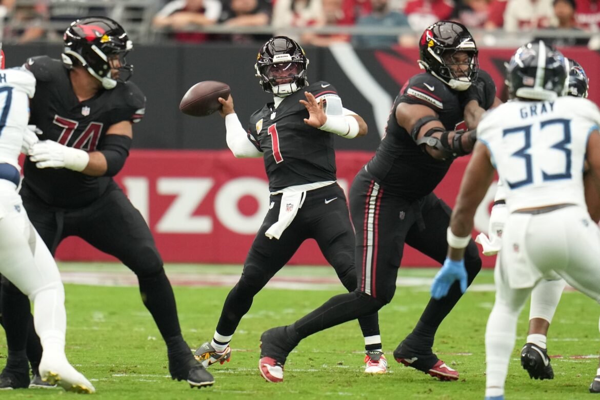 Arizona Cardinals quarterback Kyler Murray (1) throws the ball during an NFL football game against the Tennessee Titans, Sunday, Oct. 5, 2025, in Glendale, Ariz.