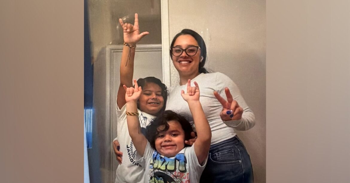 ICE Locked Up a Deaf Kid Without His Hearing Aids—And Wouldn’t Let Him Have Them Back – Mother Jones