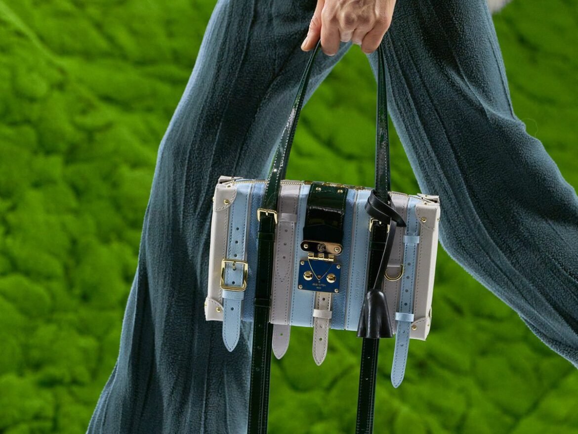 LOUIS VUITTON FALL 2026 RUNWAY BAG IMAGES 10