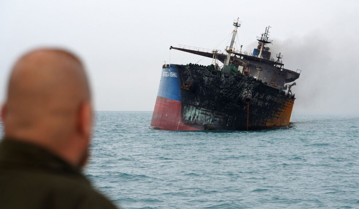 Iran War: Closure of Strait of Hormuz Threatens Global Economy