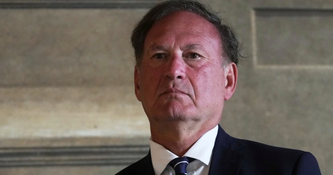 Justice Alito’s Latest Opinion Is a Very, Very Bad Sign for Voting Rights – Mother Jones