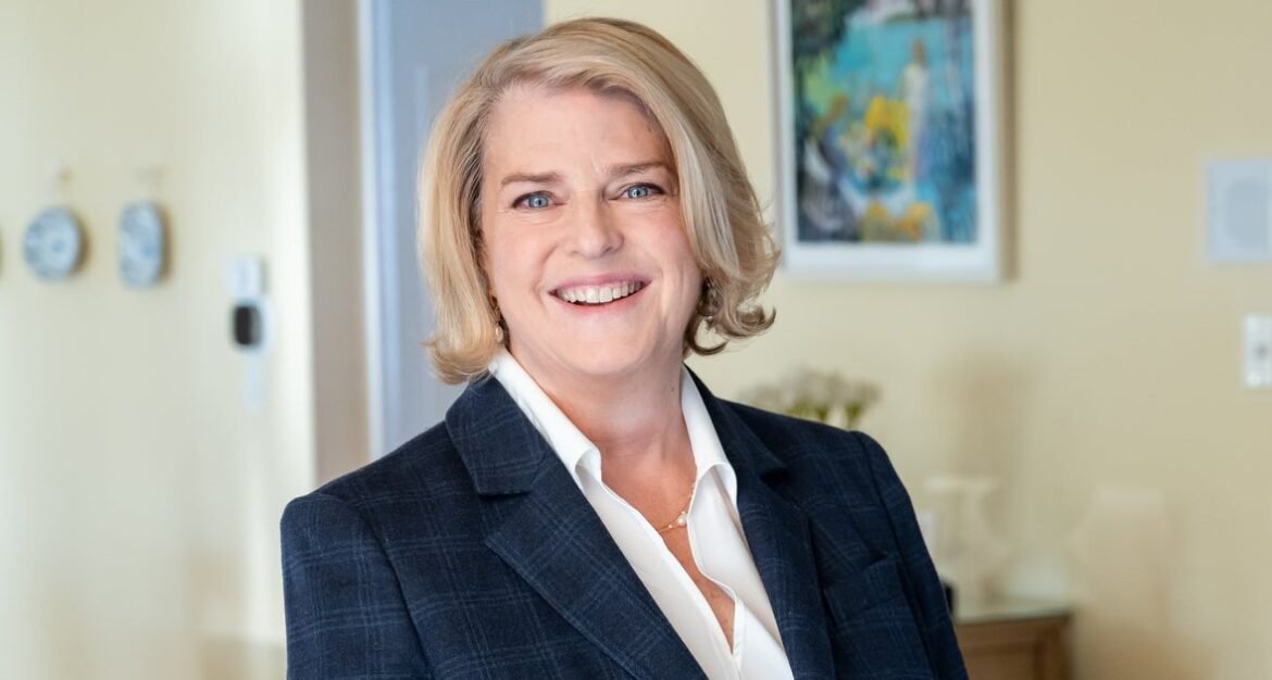 Melissa Bean Wins Illinois Democratic Primary For Her Old U.S. House Seat