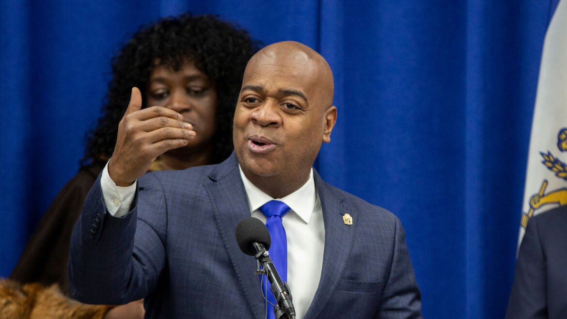 Newark mayor denies role in $500M school deal linked to donor