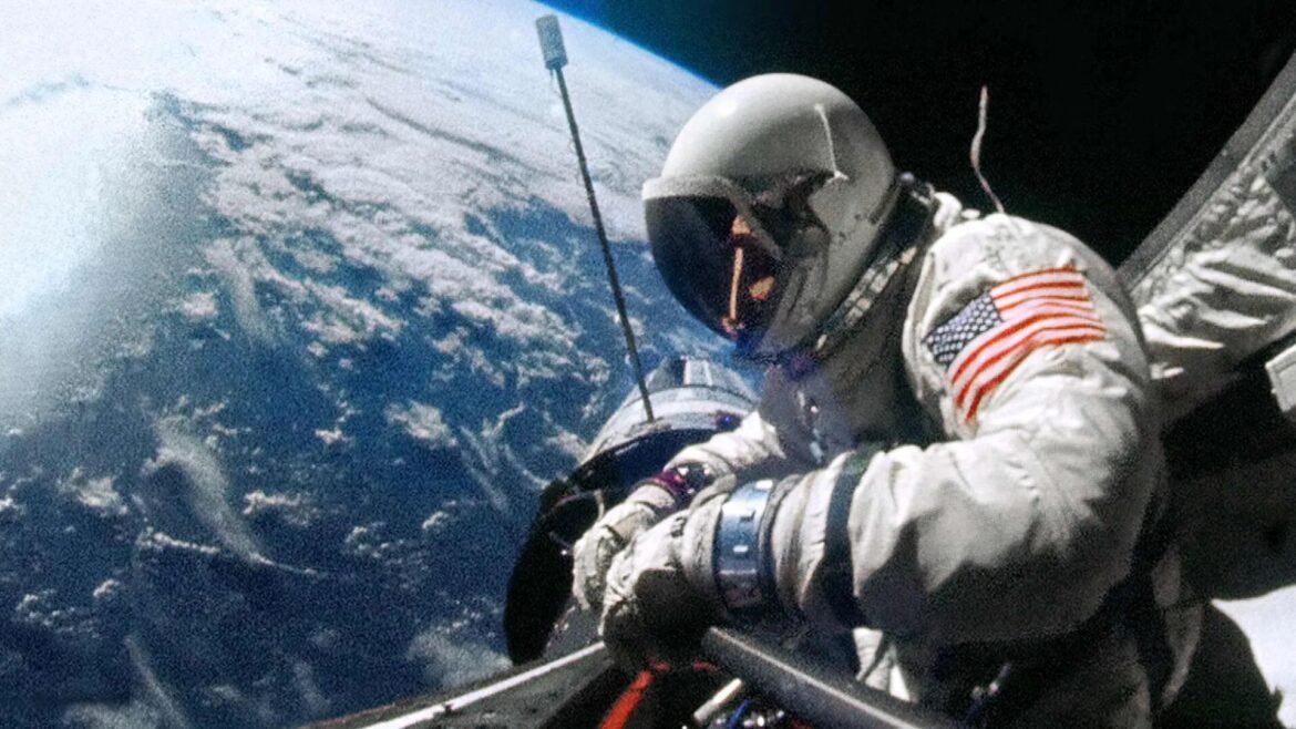 Image of an astronaut performing a spacewalk above Earth in Paramount+ documentary "Space Voyages"