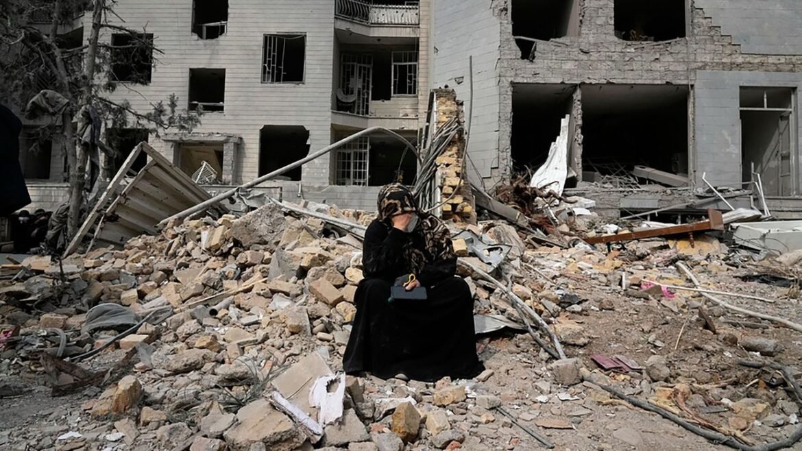 The Spectacle of War and the Struggle to Protest