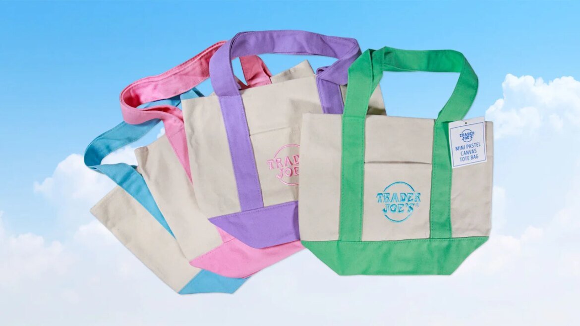 Trader Joe’s is bringing back its viral mini tote bags. Here’s when to start looking