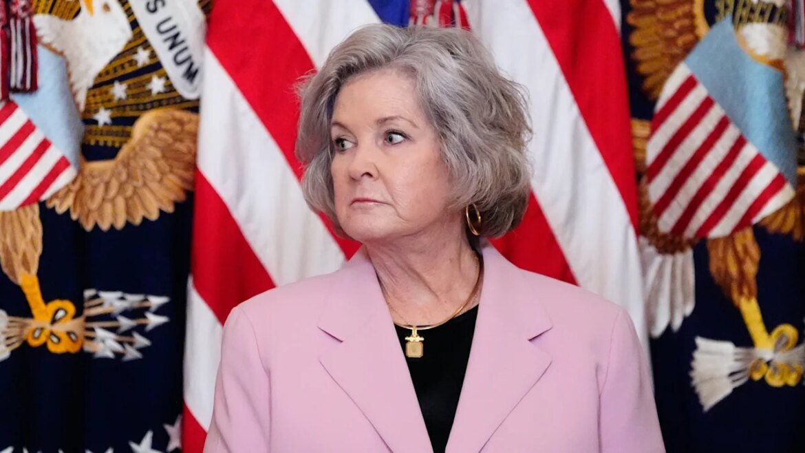 Trump’s chief of staff Susie Wiles has breast cancer but will continue to work