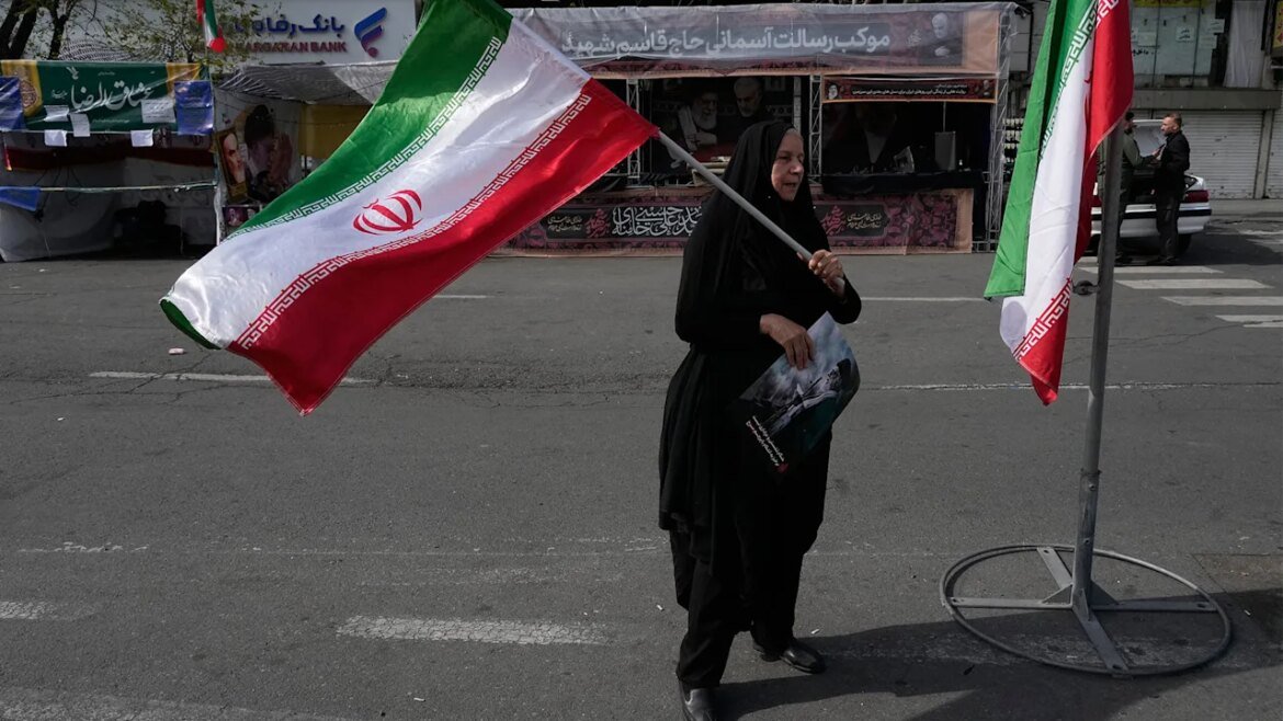 Trump’s plan to ‘obliterate’ Iran’s power plants is now on hold, extending deadline for Strait of Hormuz