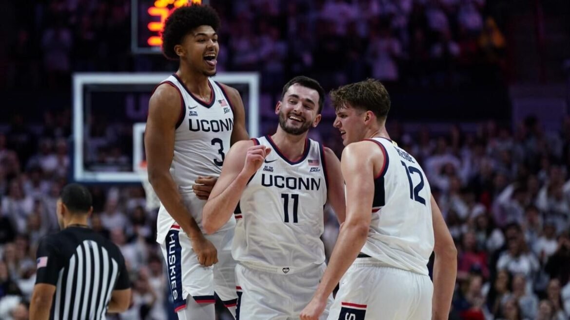 UConn vs. Illinois prediction, odds, date: 2026 NCAA Tournament Final Four picks from proven model