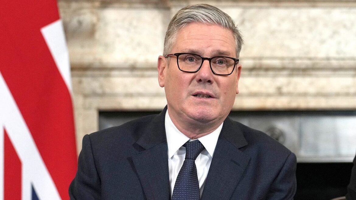 UK gives US green light for Iran missile operations from British bases