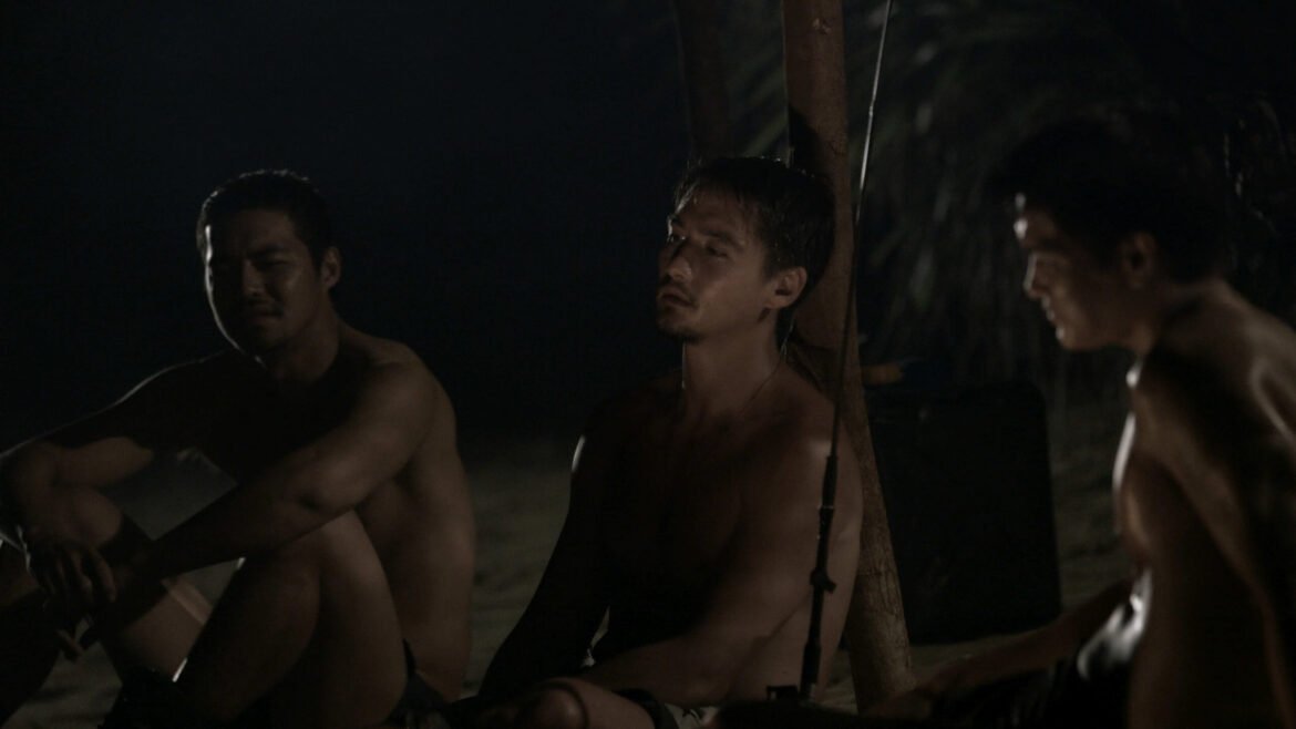 Wildlife (2012) by Adolfo Borinaga Alix. Jr. Film Review