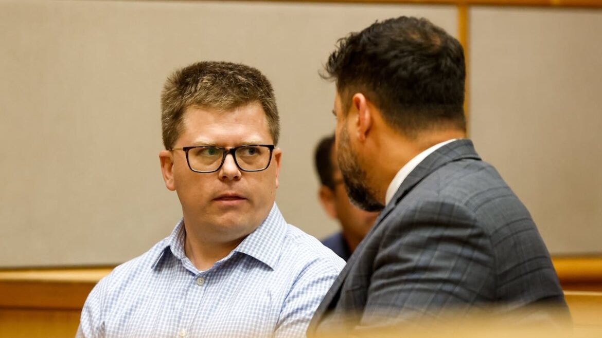 After Howard Frankland Bridge stabbing, former federal prosecutor pleads guilty