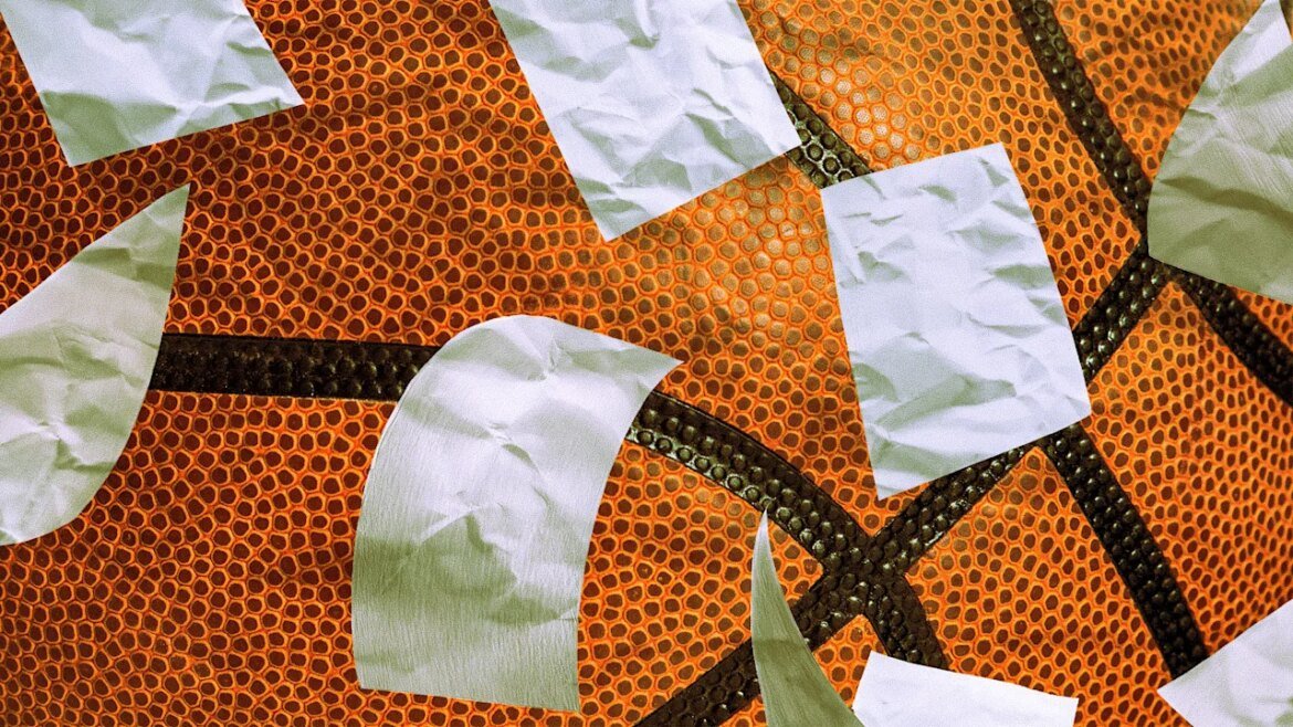 Blatantly fake news about college sports spreads like wildfire in the absence of player payday details