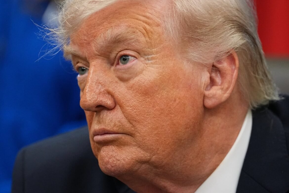 President Donald Trump speaks to reporters as he meets with NASA's Artemis II astronauts Victor Glover, Christina Koch, Reid Wiseman and Jeremy Hansen in the Oval Office of the White House, Wednesday, April 29, 2026, in Washington. (AP Photo/Matt Rourke)