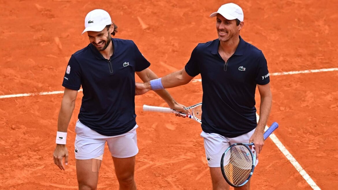 Hugo Nys and Edouard Roger-Vasselin book their semi-final spot at the Rolex Monte-Carlo Masters.